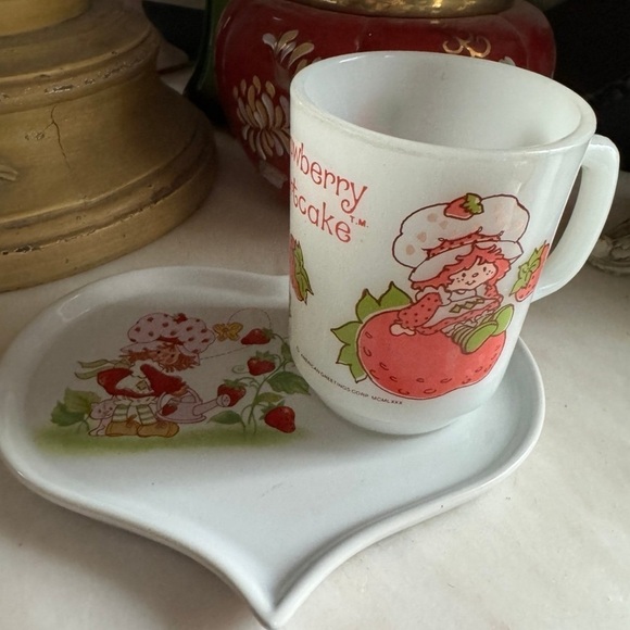 Vintage Strawberry Shortcake 1983 Heart Shape Plate and 1980 Cup
